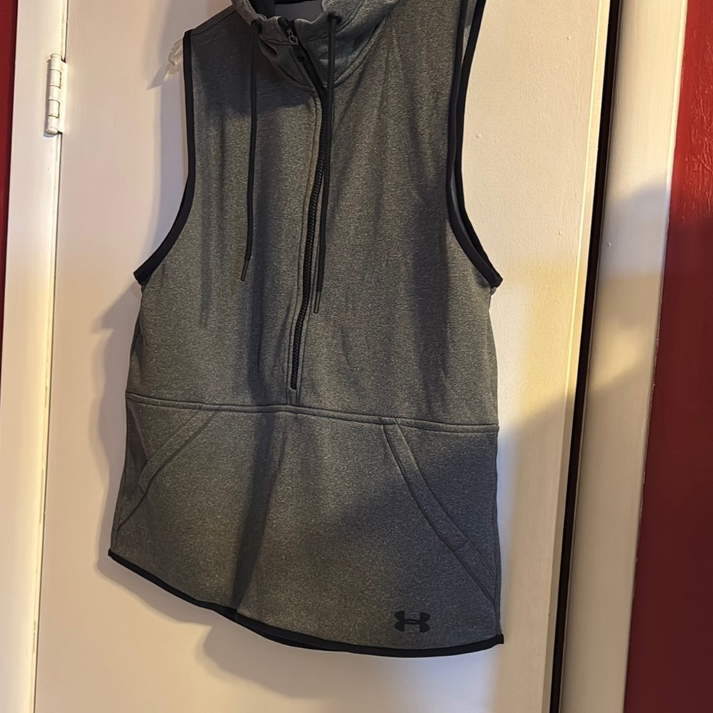 Under Armour Gray Sleeveless Hoodie - Picture 2 of 4